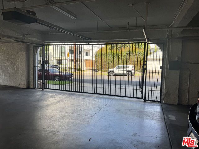 1601 Veteran Avenue 101, Los Angeles, CA 90024