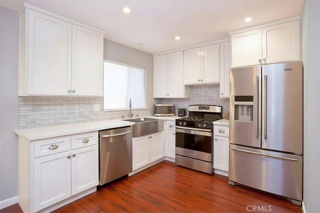 10125 De Soto Avenue 2, Chatsworth, CA 91311