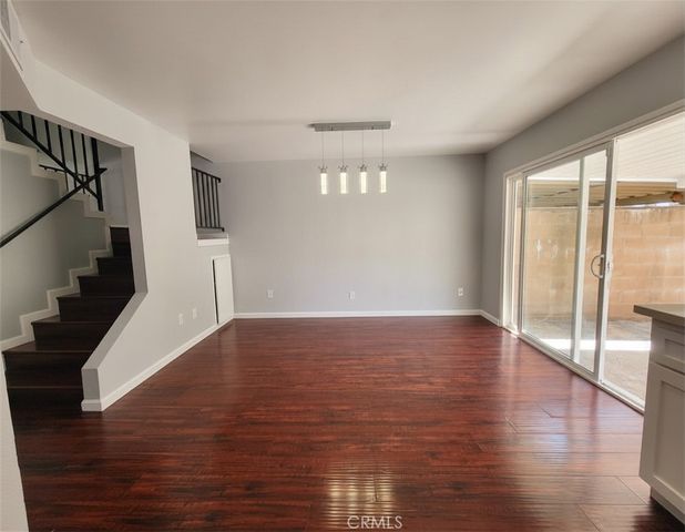 10125 De Soto Avenue 2, Chatsworth, CA 91311