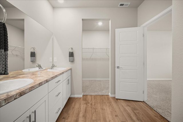 8406 W Red Ave, Cheney, WA 99004