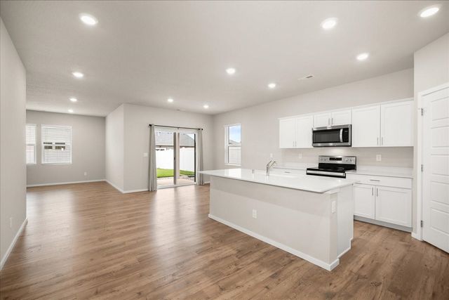 8406 W Red Ave, Cheney, WA 99004