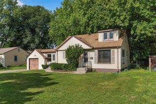 4921 Zenith Avenue N, Brooklyn Center, MN 55429