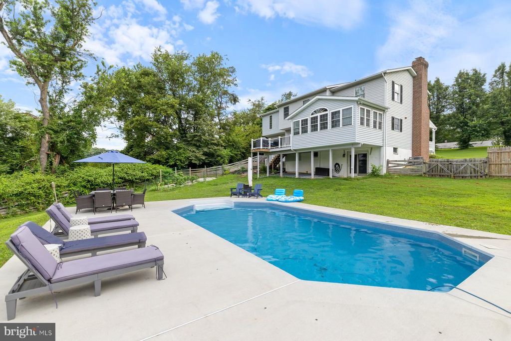 18816 BRICK STORE RD, Hampstead, MD 21074