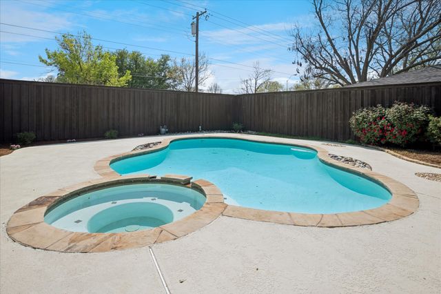 2404 Kimberly Lane, Plano, TX 75075