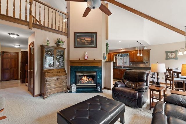 359 Tremont Lane, Valparaiso, IN 46385
