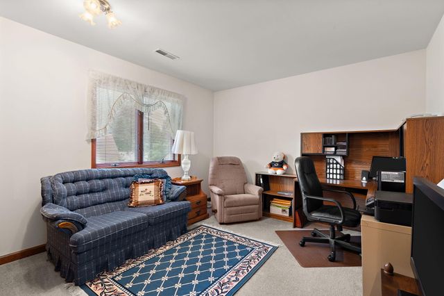 359 Tremont Lane, Valparaiso, IN 46385