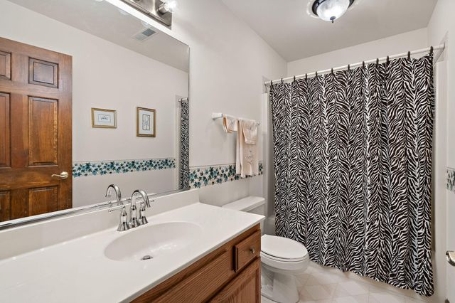 359 Tremont Lane, Valparaiso, IN 46385