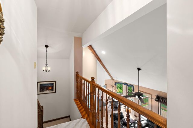 359 Tremont Lane, Valparaiso, IN 46385