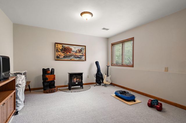 359 Tremont Lane, Valparaiso, IN 46385