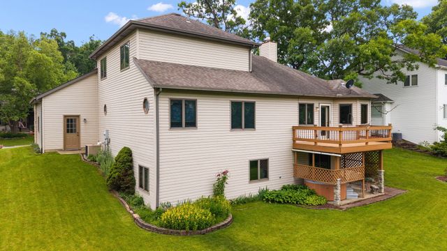 359 Tremont Lane, Valparaiso, IN 46385
