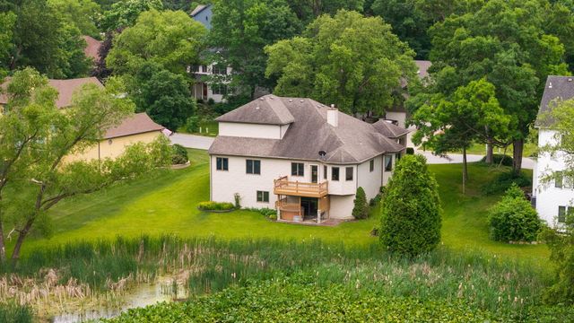 359 Tremont Lane, Valparaiso, IN 46385
