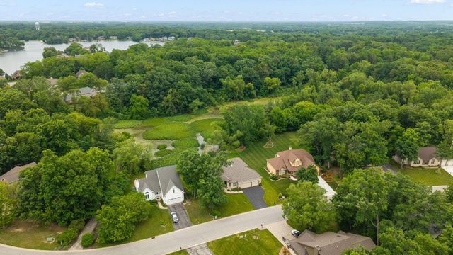 359 Tremont Lane, Valparaiso, IN 46385