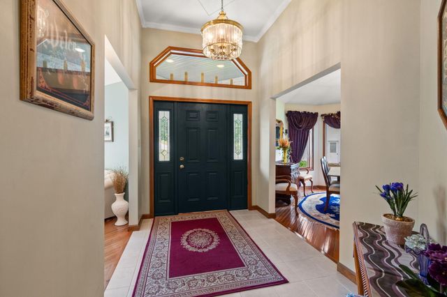 359 Tremont Lane, Valparaiso, IN 46385