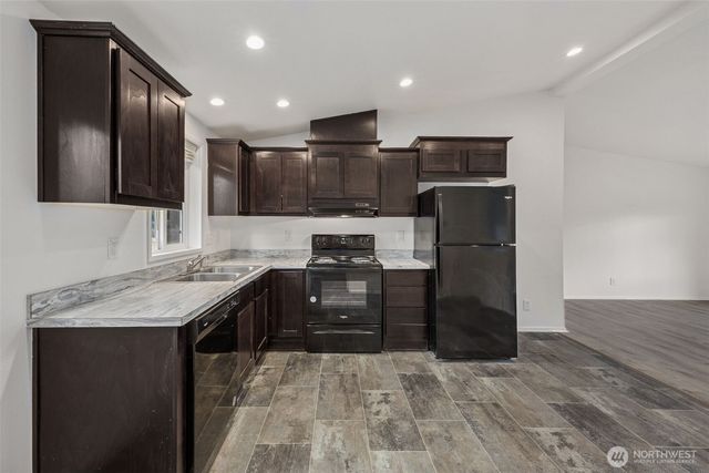 305 S Main Street, Bucoda, WA 98530