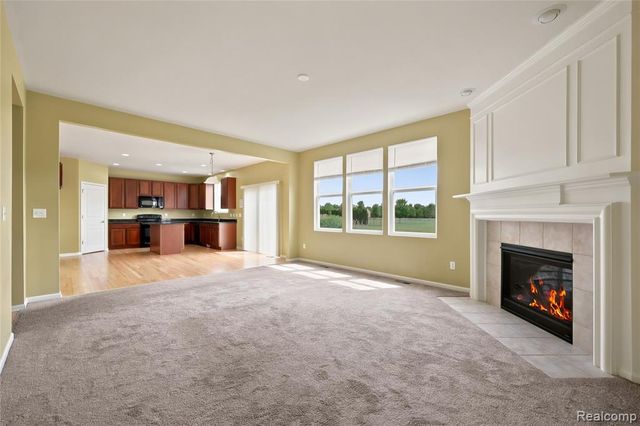 56626 Leeds Lane, Macomb, MI 48042