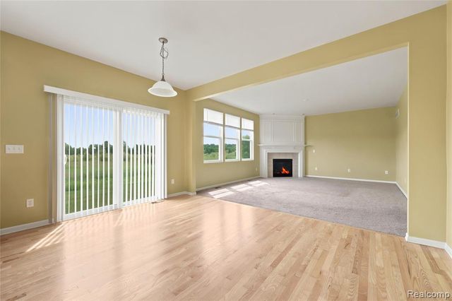 56626 Leeds Lane, Macomb, MI 48042