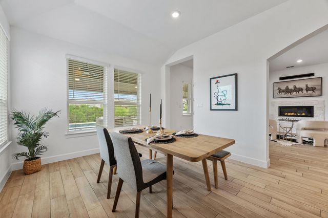 606 Bonfisk BND, Austin, TX 78738