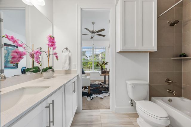 606 Bonfisk BND, Austin, TX 78738