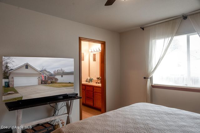 2770 N Slice DR, Post Falls, ID 83854