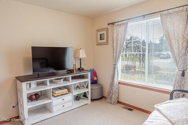 2770 N Slice DR, Post Falls, ID 83854