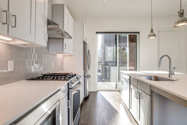 4419 Cabell Drive 206, Dallas, TX 75204