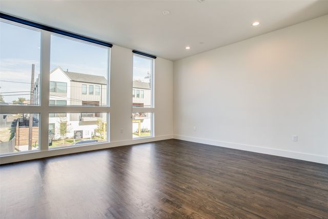 4419 Cabell Drive 206, Dallas, TX 75204