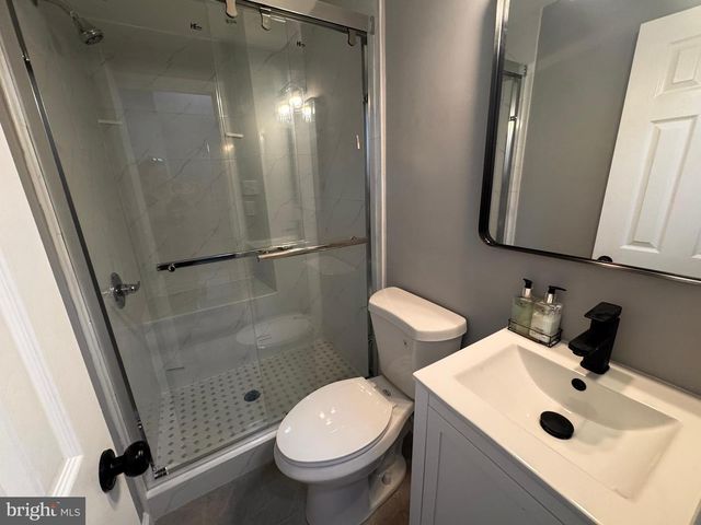 614 WASHINGTON AVE, Media, PA 19063