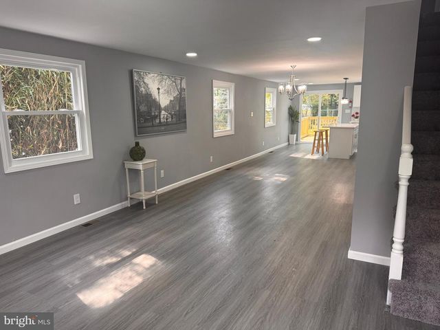 614 WASHINGTON AVE, Media, PA 19063