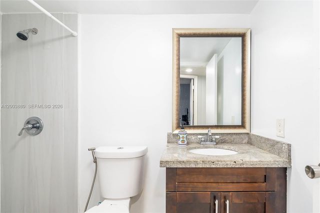 2811 N Pine Island Rd 109, Sunrise, FL 33322