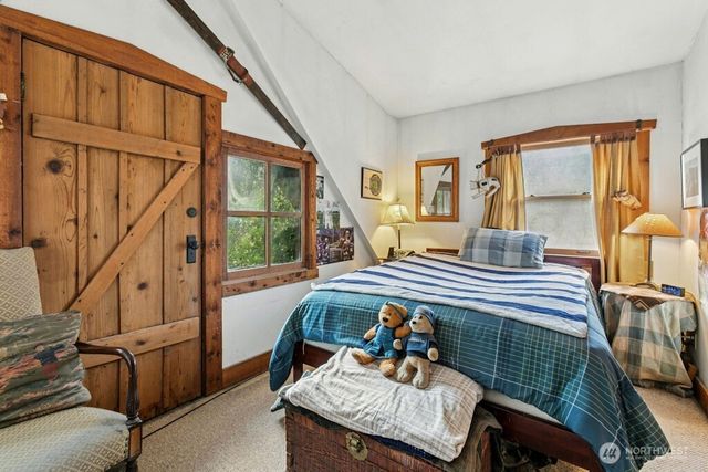 25629 NE Redmond Fall City Road, Redmond, WA 98053