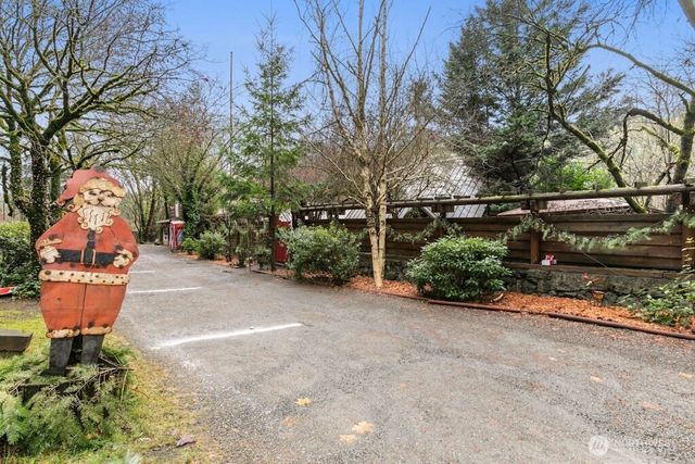 25629 NE Redmond Fall City Road, Redmond, WA 98053