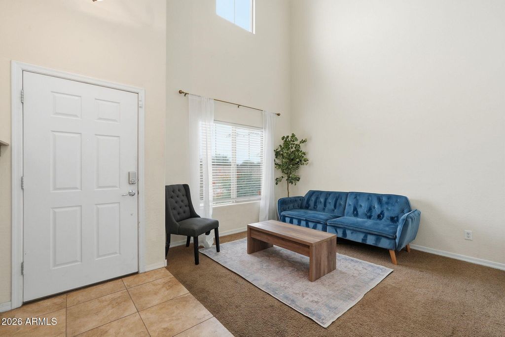 Image 8 of property listing at 11020 E SILVER SPRINGS Circle, Mesa, AZ 85212