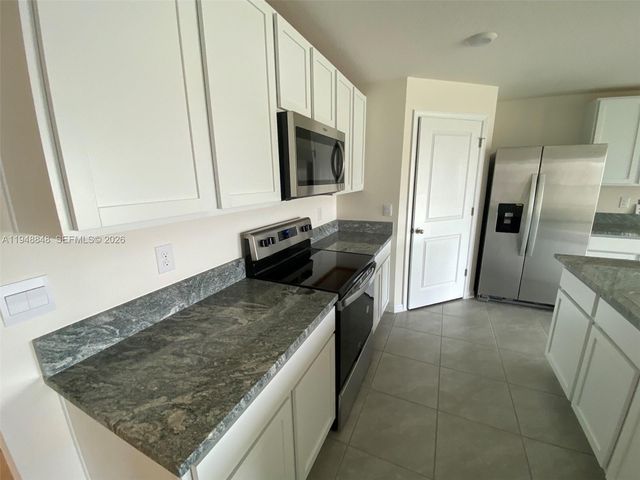 8864 SW 49th Circle, Ocala, FL 34476