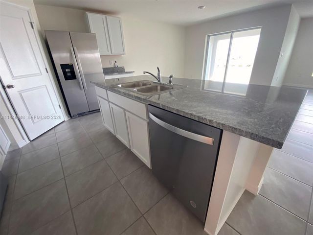 8864 SW 49th Circle, Ocala, FL 34476