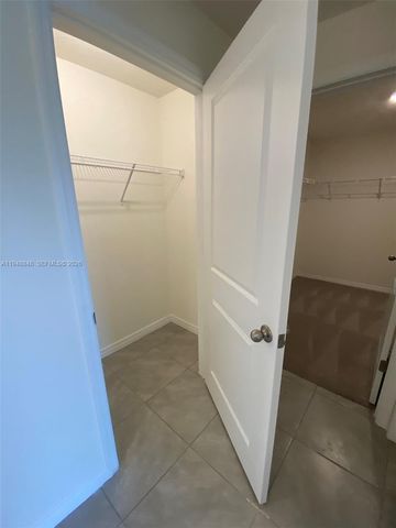 8864 SW 49th Circle, Ocala, FL 34476
