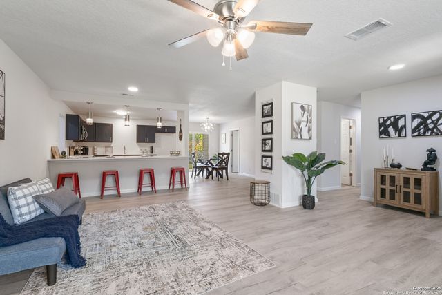 3115 Bluefield, San Antonio, TX 78230