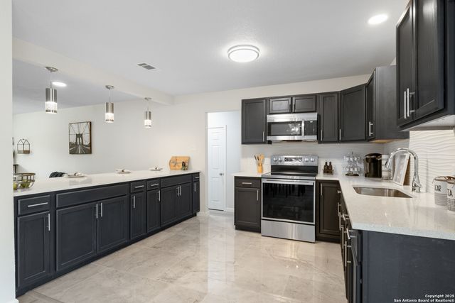 3115 Bluefield, San Antonio, TX 78230