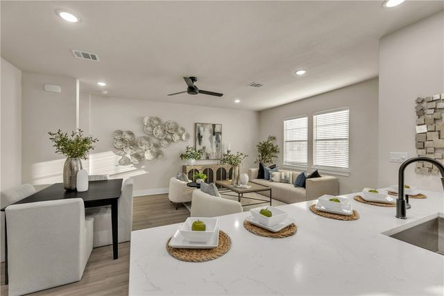 4037 Kodiak Drive, College Station, TX 77845