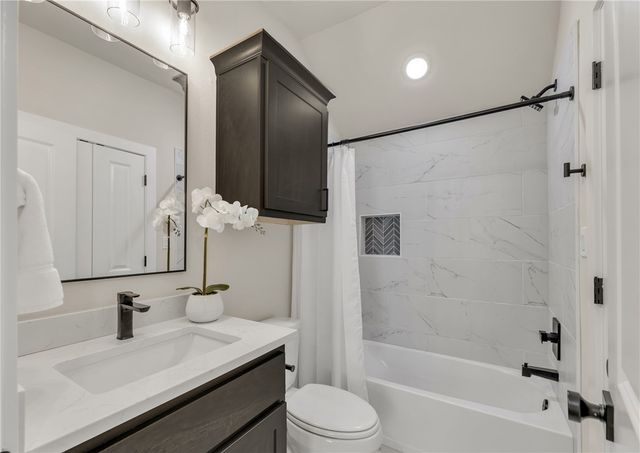 4037 Kodiak Drive, College Station, TX 77845