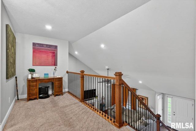 815 Garvey Lane, Chatham, IL 62629