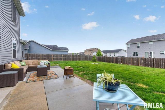 815 Garvey Lane, Chatham, IL 62629