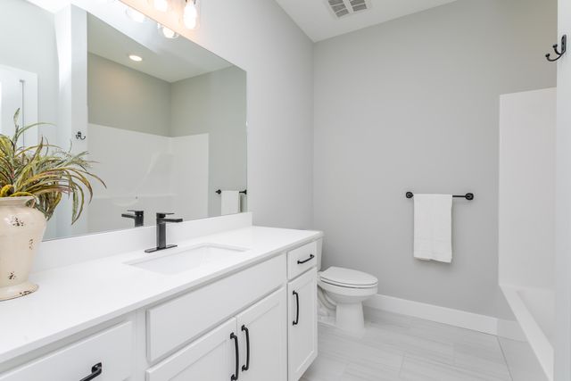 700 SAGEMOOR DR, Columbia, MO 65201