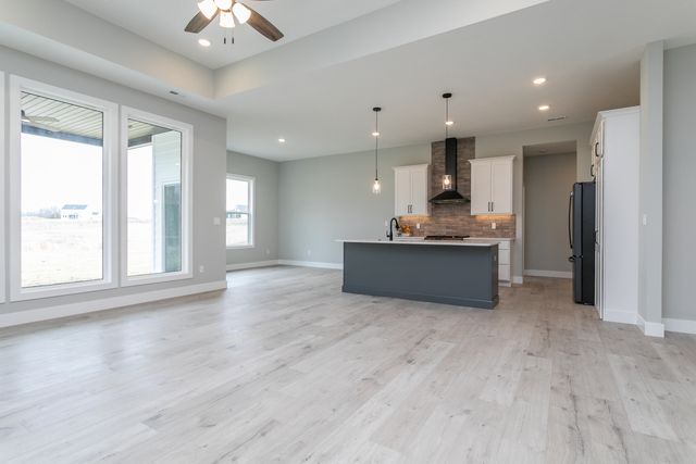 700 SAGEMOOR DR, Columbia, MO 65201