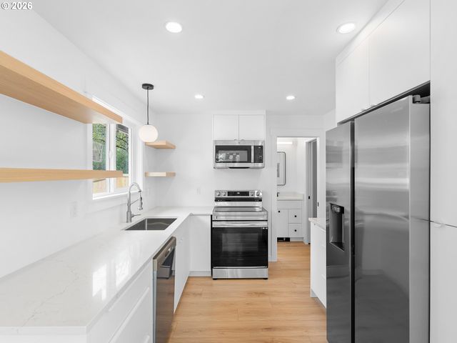 2311 Sw 6th Ave, Camas, WA 98607