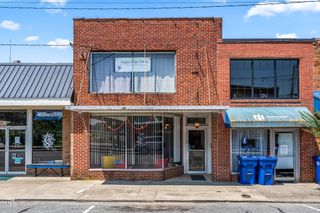 118 S Chatham Avenue, Siler City, NC 27344