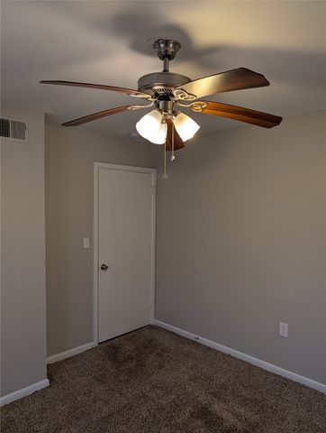 2716 Bilglade Road, Fort Worth, TX 76133