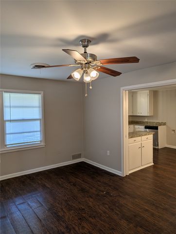 2716 Bilglade Road, Fort Worth, TX 76133