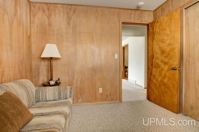 3021 16th Street, Menominee, MI 49858