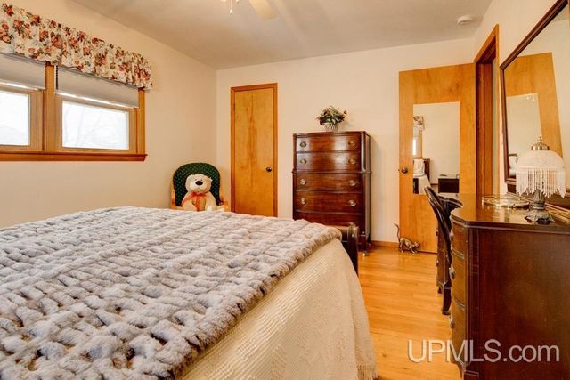 3021 16th Street, Menominee, MI 49858