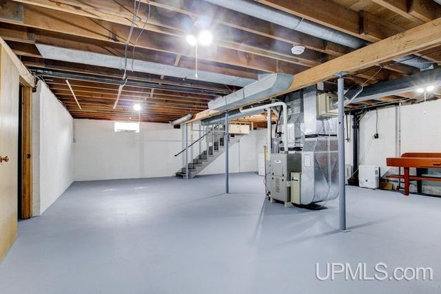 3021 16th Street, Menominee, MI 49858